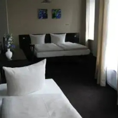 Hotel Saks Berlin 2* Стандартный номер с различными типами кроватей фото 9