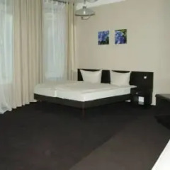 Hotel Saks Berlin 2* Стандартный номер с различными типами кроватей фото 2