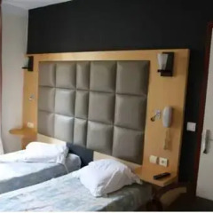 Hotel de France 2* Стандартный номер с 2 отдельными кроватями (общая ванная комната)