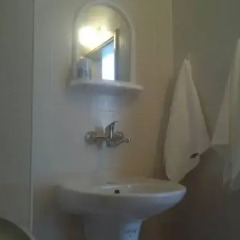 Отель Adele Guest House Стандартный номер фото 4