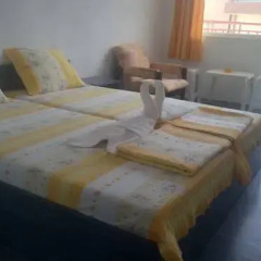 Отель Adele Guest House Стандартный номер