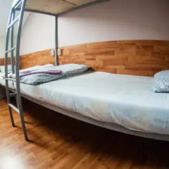 Отель Жилые помещения Commune Кровать в общем номере фото 5