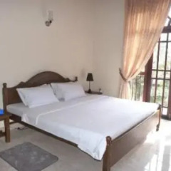 Отель Fire Dragon Guest House 3* Номер Делюкс с двуспальной кроватью фото 10