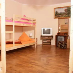 Hostel Akteon Lindros Kaliningrad Кровать в женском общем номере с двухъярусными кроватями фото 5