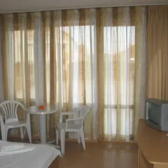 Отель Tomcho Guest House Стандартный номер фото 3