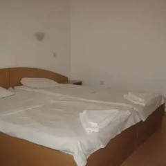 Отель Tomcho Guest House Стандартный номер фото 4