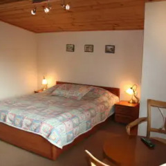 Отель Kalaydjiev Guest House Стандартный номер с различными типами кроватей фото 7