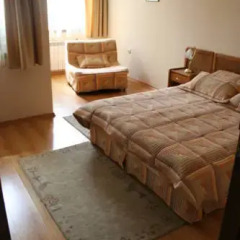 Отель Kalaydjiev Guest House Стандартный номер с различными типами кроватей фото 9