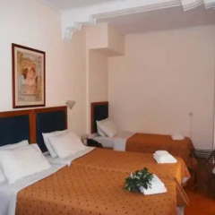 Adams Hotel 2* Стандартный номер с различными типами кроватей