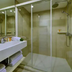 Mandarin Hotel Managed by Centre Point 4* Номер Mandarin connected с различными типами кроватей фото 18