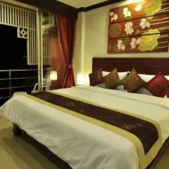 Отель Marina Boutique Suites 3* Номер Делюкс с двуспальной кроватью