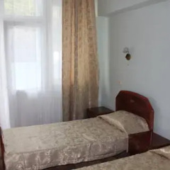 Гостиница Resort Avrora 2* Стандартный семейный номер с двуспальной кроватью