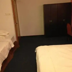 Dragon Court Hotel 3* Стандартный семейный номер