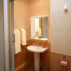 Hotel May 2* Стандартный номер с 2 отдельными кроватями фото 2