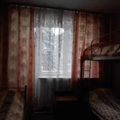 Hostel Druziya Стандартный семейный номер с разными типами кроватей фото 7