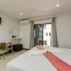 Отель Eing Lay Beach Guest House 2* Стандартный номер с различными типами кроватей