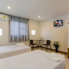 Отель Eing Lay Beach Guest House 2* Стандартный номер с различными типами кроватей фото 6