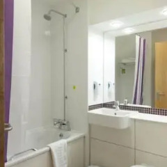 Отель Premier Inn Exeter (M5 J29) 3* Стандартный номер с различными типами кроватей фото 17