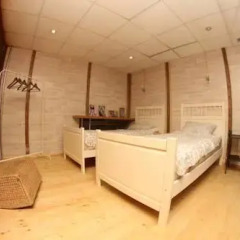 Mezzanine Hostel Стандартный номер 2 отдельными кровати фото 2
