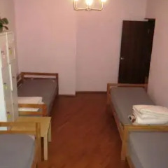 Iris Hostel Кровать в общем номере с двухъярусной кроватью