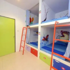 Asia Garden Phuket Hotel 2* Кровать в общем номере с двухъярусной кроватью