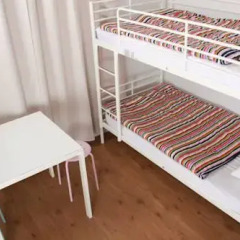 Brussel Hello Hostel Стандартный номер с 2 отдельными кроватями (общая ванная комната)