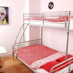 Brussel Hello Hostel Стандартный номер с двуспальной кроватью (общая ванная комната) фото 4