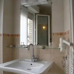 COQ Hotel Paris 4* Улучшенный номер с различными типами кроватей фото 12