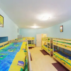 Мини-Отель Компас Кровать в общем номере с двухъярусной кроватью фото 2