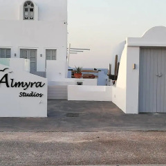 Отель Almyra Studios & Apartments Греция, Остров Санторини - отзывы, цены и фото номеров - забронировать отель Almyra Studios & Apartments онлайн парковка