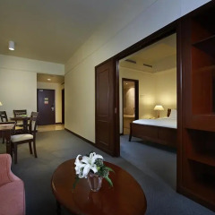 Berjaya Times Square Hotel, Kuala Lumpur 4* Улучшенный номер с различными типами кроватей фото 3