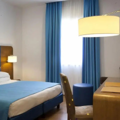 Hotel Plaza 4* Номер Комфорт с двуспальной кроватью фото 6