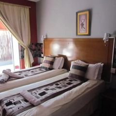 Отель Dolar Lodges & Tours комната для гостей фото 4