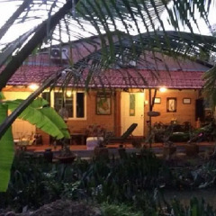 Отель Charming Countryside Homestay балкон