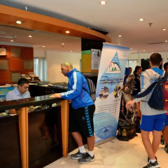Dubai Youth Hotel интерьер отеля