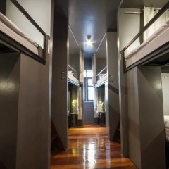 Here Hostel Кровать в общем номере фото 13