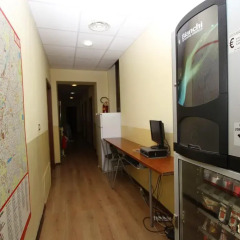 Hotel Brasil Milan Номер Эконом с разными типами кроватей (общая ванная комната) фото 3