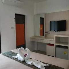 Phuthara Hostel Номер Делюкс разные типы кроватей фото 16