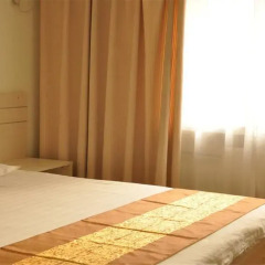 Отель Beijing Qinglian Furun Hotel Niujie Branch Китай, Пекин - отзывы, цены и фото номеров - забронировать отель Beijing Qinglian Furun Hotel Niujie Branch онлайн комната для гостей фото 4