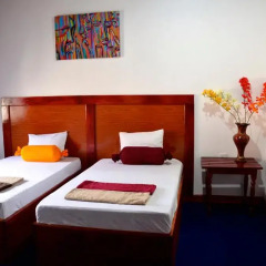 Отель Charm Inn Tourist Rest комната для гостей фото 4