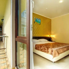 Гостиница Guest House Golden Kids Стандартный номер с 2 отдельными кроватями фото 11