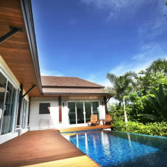 Отель Modern Thai Villa Rawai спа