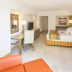 Отель Tesoro Ixtapa - Все включено 3* Номер Делюкс с различными типами кроватей фото 2