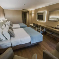 Отель Enotel Lido Madeira - Все включено 5* Стандартный семейный номер с двуспальной кроватью фото 5