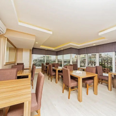 Pera Arya Hotel питание