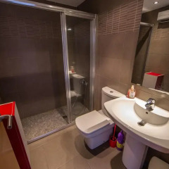Отель Studio Madrid Испания, Курорт Росес - отзывы, цены и фото номеров - забронировать отель Studio Madrid онлайн ванная