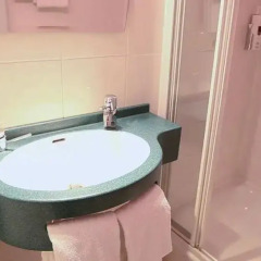 Superior Hotel Präsident 3* Стандартный номер с 2 отдельными кроватями фото 5