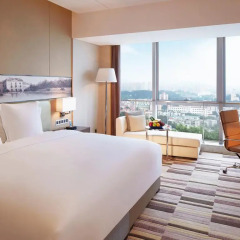 Отель Langham Place Xiamen 5* Улучшенный номер с различными типами кроватей