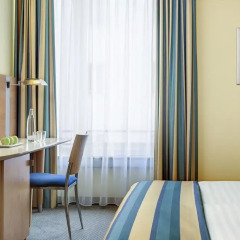 Отель IntercityHotel Düsseldorf 4* Стандартный номер с различными типами кроватей фото 4