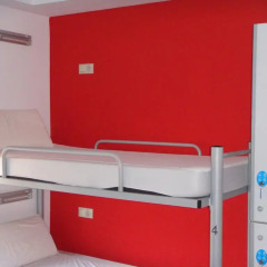 Center Valencia Youth Hostel Кровать в общем номере с двухъярусной кроватью фото 3